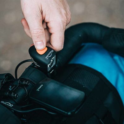 Luz MJ-900 1200 lumenes