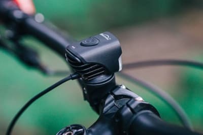 Luz MJ-900S 1500 lumenes