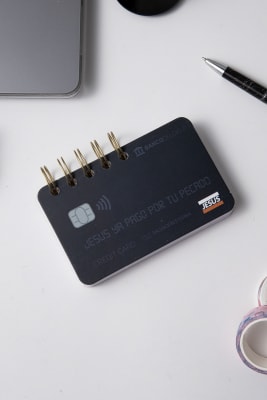 LIBRETA TROQUELADA JESÚS PAGÓ