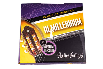 III MILLENNIUM MEDINA ARTIGAS SET MT