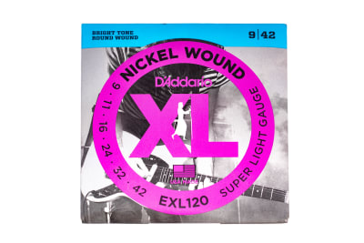 D'ADDARIO XL SUPER LIGHT