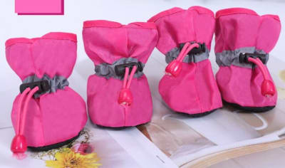 BOTAS ANTIDESLIZANTES SEMI-IMPERMEABLES FUCSIA- TALLA 1