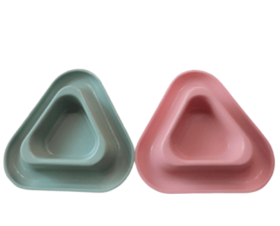 PLATO TRIANGULAR ANTIHORMIGA BAMBU