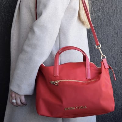 Cartera Bimba y Lola Rojo Cierres Dorados1