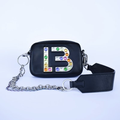 Cartera Bimba y Lola Crossbody Negro cuero Letras LB brillantes1