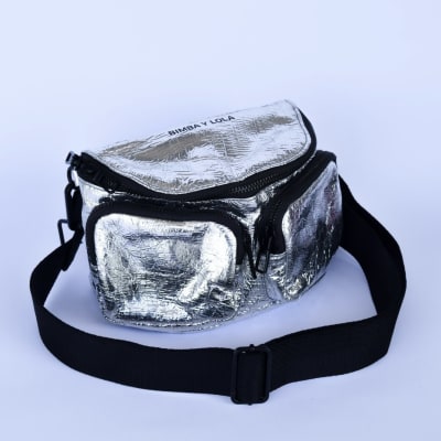 Riñonera Bimba y Lola Plateada correa genero negra1