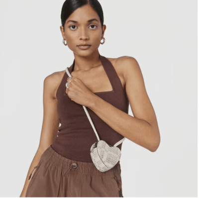 Mini Cartera Tous Corazon colgante beige letras Tous1