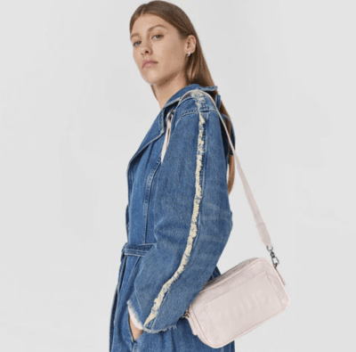 Cartera Tous Crossbody rosada osos pixeleados1