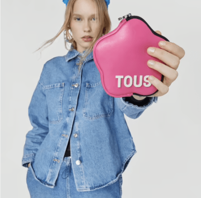 Cosmetiquero Tous forma de flor fucsia1