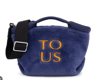 Cartera Tous Capazo Felpuda Morada Letras Naranjas1