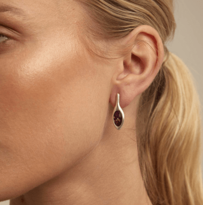 Aros Uno de 50 Colgantes platedos tipo gota con piedra morada amatista1