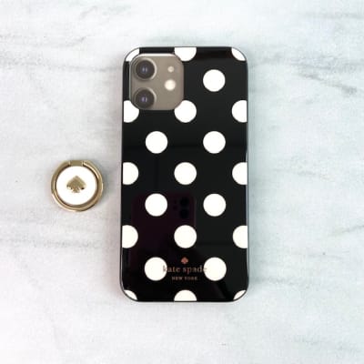 Carcasa Kate Spade fondo negro puntos blancos1