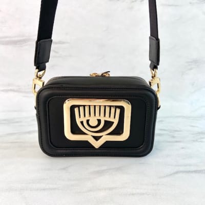 Cartera Chiara Ferragni Plaque shoulder negro1