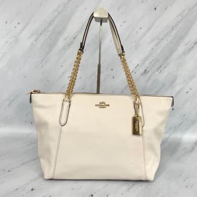 Cartera Coach Ava Chain Blanca1