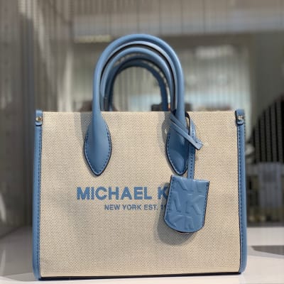 Cartera Michael Kors Crossbody Mirella Chambray Small celeste1