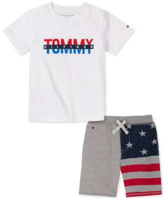 Conjunto Tommy Hilfiger Kids polera blanca y short gris1