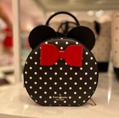 Cartera Kate Spapde Crossbody Minnie redondo negro puntitos1