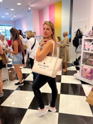 Cartera Kate Spade Ella Tote Cuero crema1