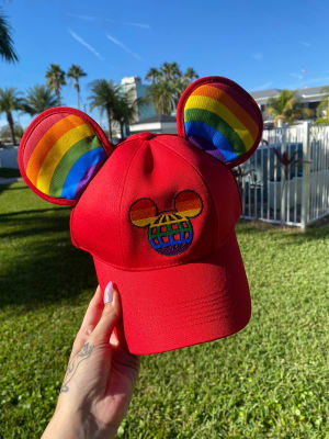 Jockey Disney Mickey rojo arcoiris1