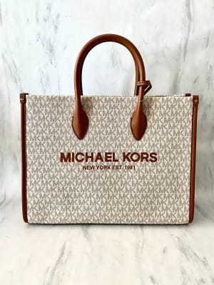 Cartera Michael Kors Tote Mirella Grande Monograma Vainilla1