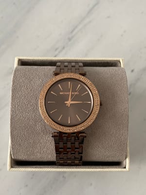 Reloj Mujer Michael Kors Correa Metálica Circunferencia Circones Café1
