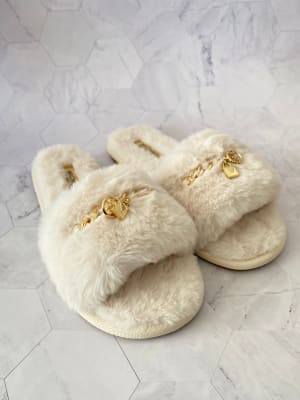 Pantuflas Michael Kors Blancas1