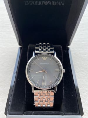Reloj hombre Emporio Armani correa metalica fondo grafito plateado