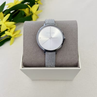 Reloj Michael Kors correa cuero Plateado glitter1