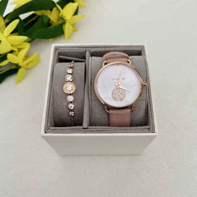 Set Reloj Mujer Michael Kors correa cuero Rosa pastel con pulsera1