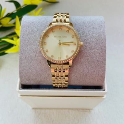 Reloj mujer Michael Kors correa metalica numeros circones dorado1