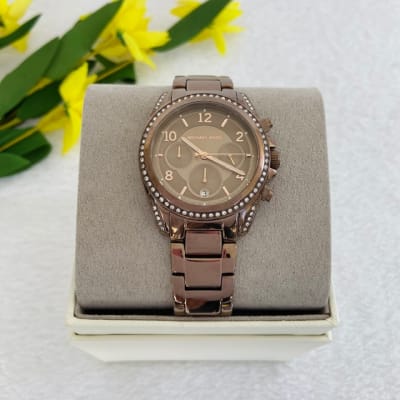 Reloj mujer Michael Kors correa metalica cafe fondo 3 relojes1