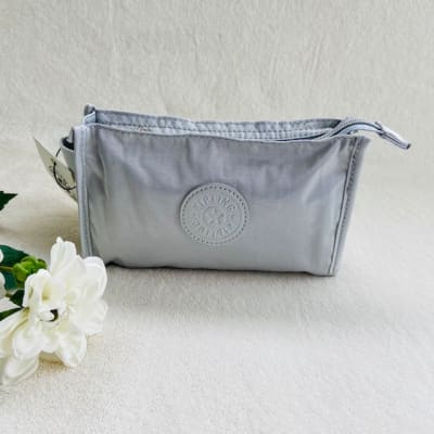 Cosmetiquero Kipling Tucker1