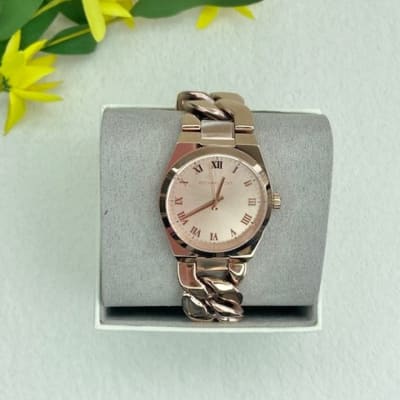Reloj mujer Michael Kors correa metalica trenza rose gold numero romano1