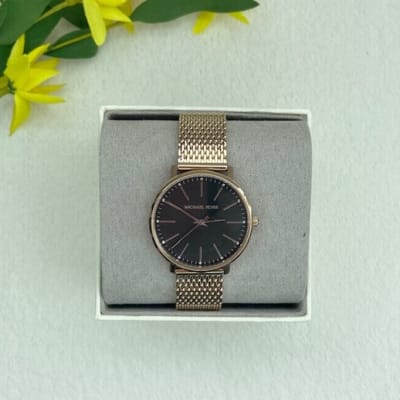 Reloj mujer Michael Kors correa malla  rose fondo negro1