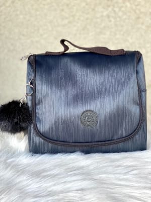 Lonchera Kipling Kichirou negra sparkling1