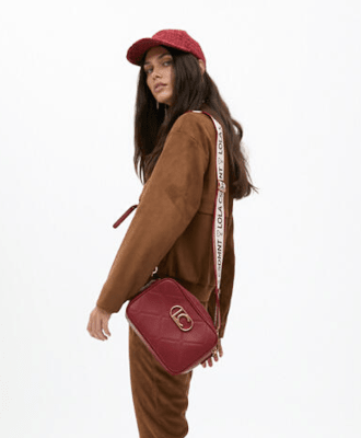 Cartera Lola Casademunt rombos logo ovalado rojo1