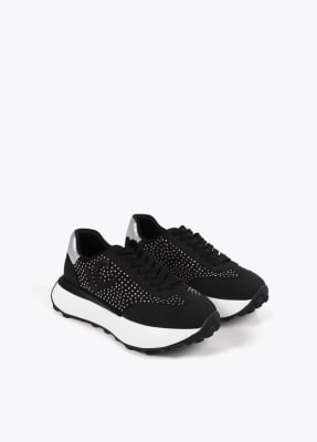 Zapatillas Lola Casademunt Tachas metalizadas negro1