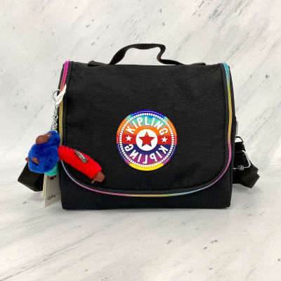 Lonchera Kipling Kichirou Edicion limitada logo Arcoiris1