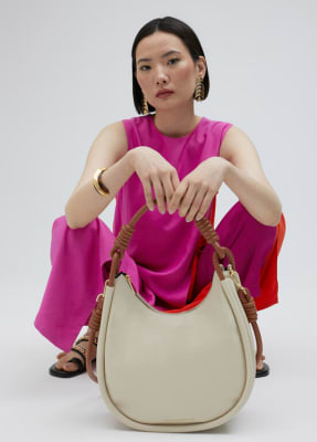 Cartera Lola Casademunt Media luna grande blanca1