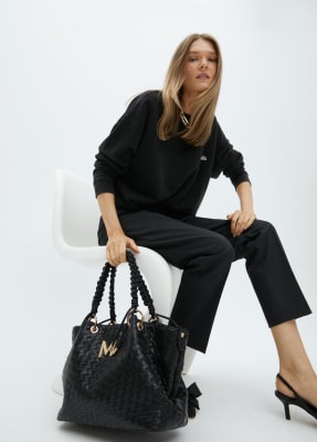 Cartera Lola Casademunt Material trenzado negro