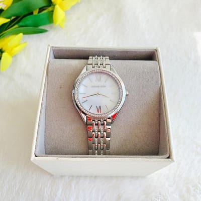 Reloj Mujer Michael Kors correa metalica pequeño plateado con brillos1