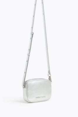 Crossbody Bimba y Lola Plateado de Cuero1
