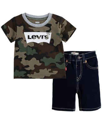 Conjunto Levi's polera mimetizada jeans1