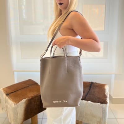 Cartera Bimba y Lola Cuero Gris1