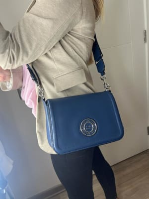 Cartera Marc Jacobs crossbody con logo redondo al medio Azul1