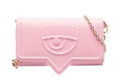 Crossbody Chiara Ferragni tipo billetera Rosa palo cadena dorada1