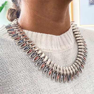 Collar Uno de 50 formas de Gota Rosa y Azul1