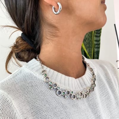 Collar Uno de 50 Hexagonos Cristal Verde1