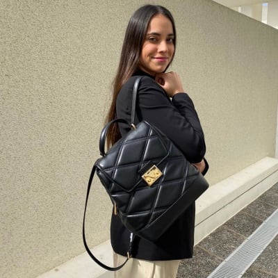 Mochila Michael Kors Serena acolchada 1