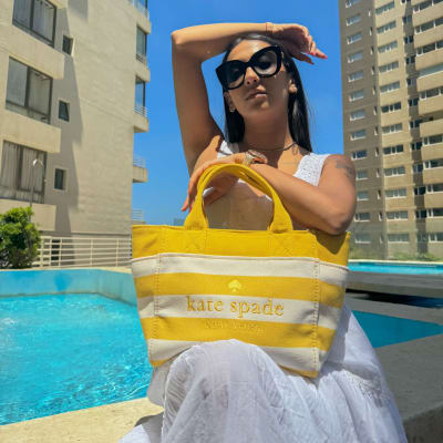 Bolso Kate Spade Amarillo y blanco lineas1